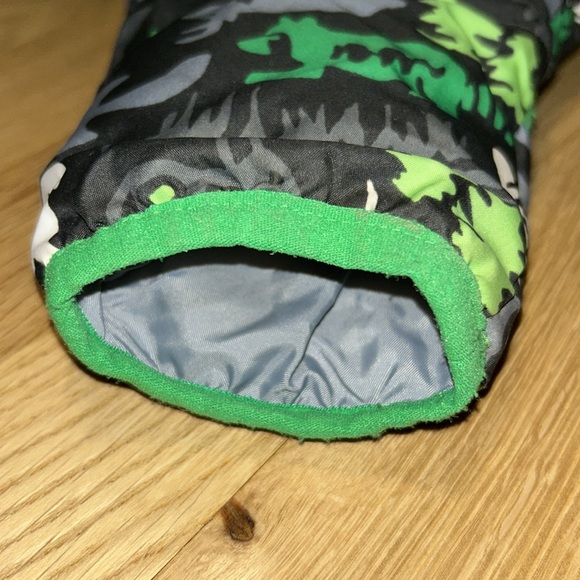 Columbia Snowsuit with Hood 12-18m - Picture 6 of 11